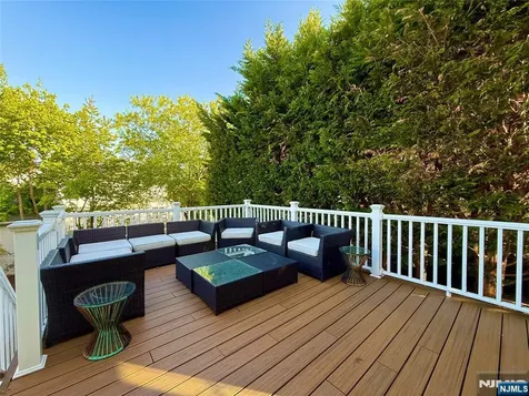 110 6th Street Wood Ridge NJ 07075