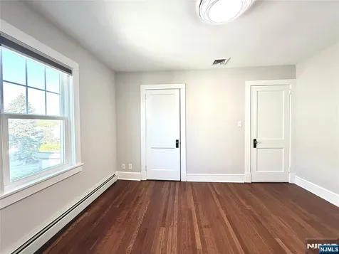 110 6th Street Wood Ridge NJ 07075