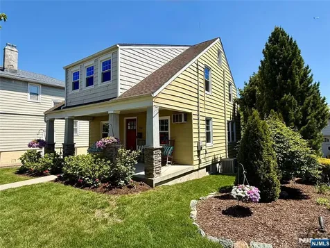 110 6th Street Wood Ridge NJ 07075