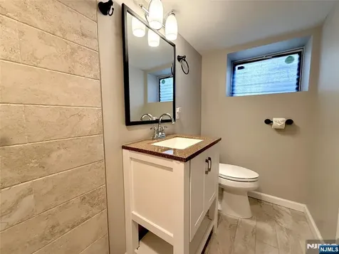 110 6th Street Wood Ridge NJ 07075