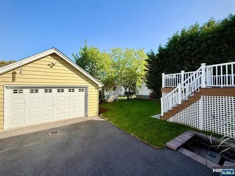 110 6th Street Wood Ridge NJ 07075