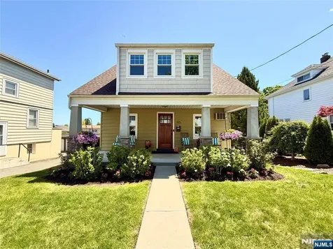 110 6th Street Wood Ridge NJ 07075