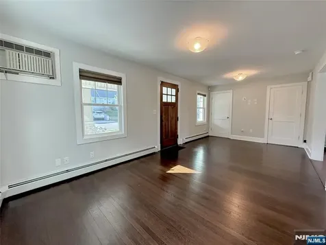 110 6th Street Wood Ridge NJ 07075