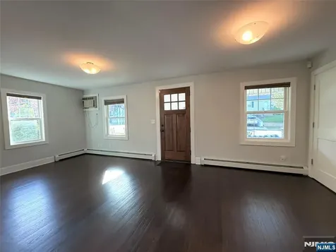 110 6th Street Wood Ridge NJ 07075