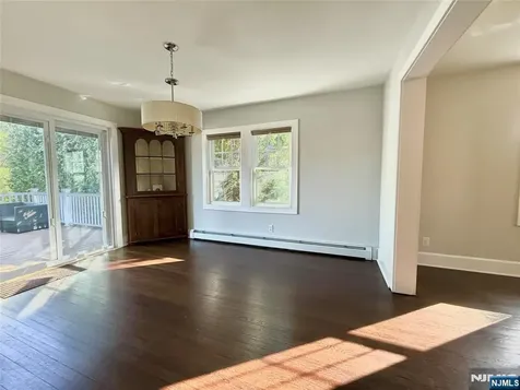 110 6th Street Wood Ridge NJ 07075