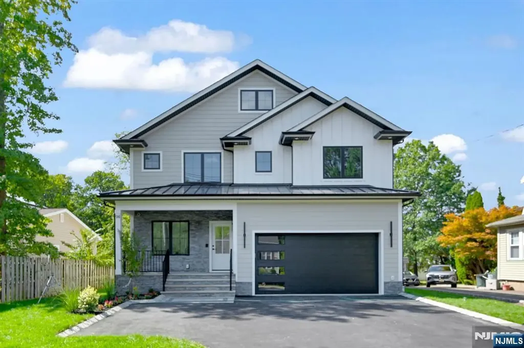94 E Cedar Street Livingston NJ 07039