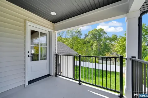 94 E Cedar Street Livingston NJ 07039