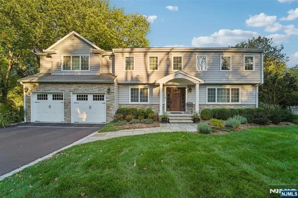 46 Van Blarcom Lane Wyckoff NJ 07481
