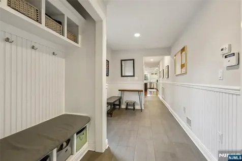 46 Van Blarcom Lane Wyckoff NJ 07481