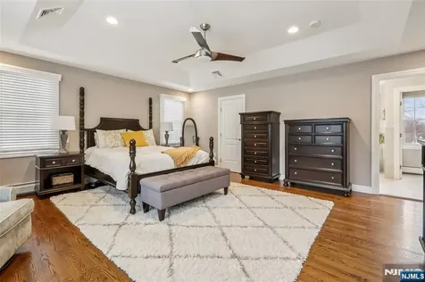 46 Van Blarcom Lane Wyckoff NJ 07481