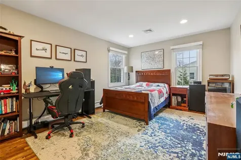 46 Van Blarcom Lane Wyckoff NJ 07481