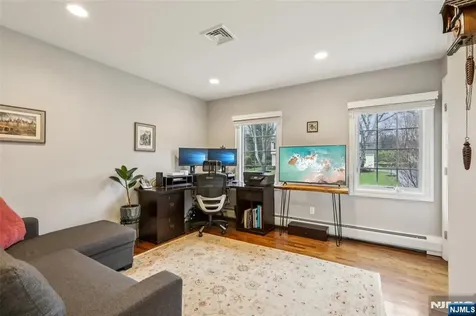 46 Van Blarcom Lane Wyckoff NJ 07481