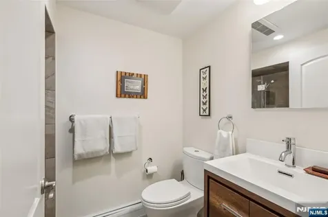 46 Van Blarcom Lane Wyckoff NJ 07481