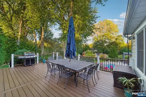 46 Van Blarcom Lane Wyckoff NJ 07481