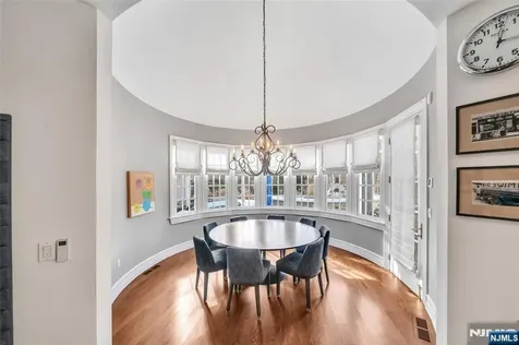 211 Highwood Avenue Tenafly NJ 07670