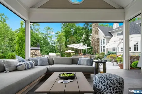 211 Highwood Avenue Tenafly NJ 07670