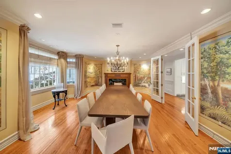 211 Highwood Avenue Tenafly NJ 07670