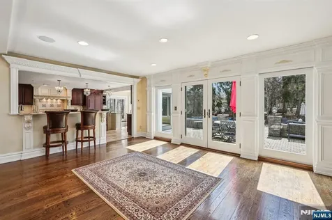 416 Devonshire Drive Franklin Lakes NJ 07417