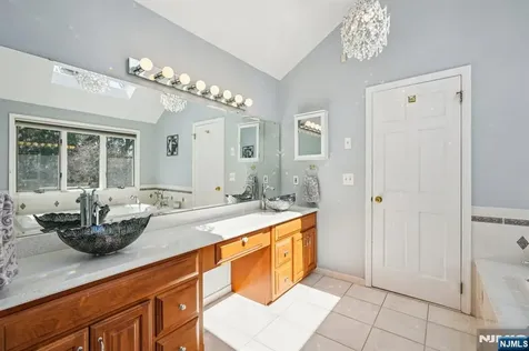 416 Devonshire Drive Franklin Lakes NJ 07417
