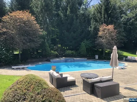 416 Devonshire Drive Franklin Lakes NJ 07417