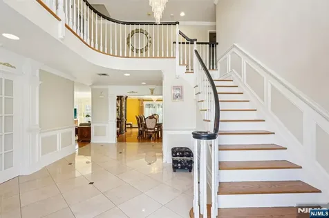 416 Devonshire Drive Franklin Lakes NJ 07417