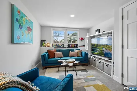 1 Mcdonough Street Montclair NJ 07042
