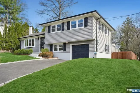1 Mcdonough Street Montclair NJ 07042