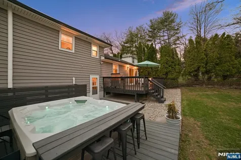 1 Mcdonough Street Montclair NJ 07042