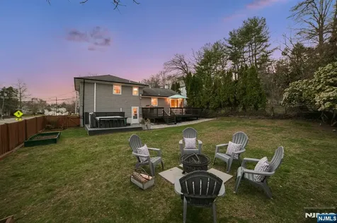 1 Mcdonough Street Montclair NJ 07042