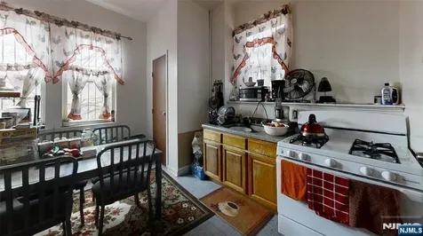 504 Springfield Avenue Newark NJ 07103