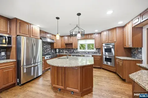 188 Doretta Street River Vale NJ 07675