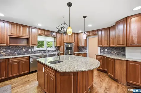 188 Doretta Street River Vale NJ 07675