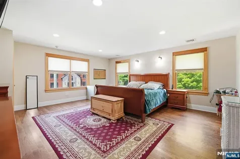 188 Doretta Street River Vale NJ 07675