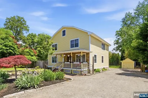 188 Doretta Street River Vale NJ 07675