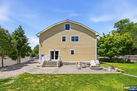 188 Doretta Street River Vale NJ 07675