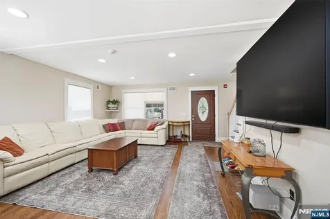 188 Doretta Street River Vale NJ 07675