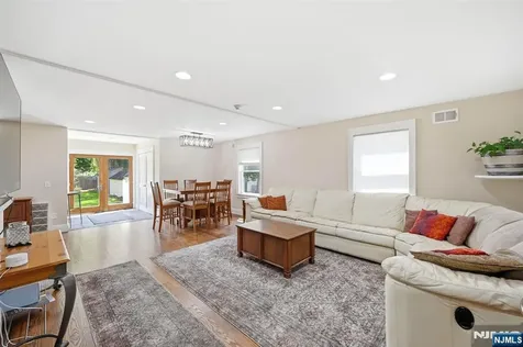 188 Doretta Street River Vale NJ 07675