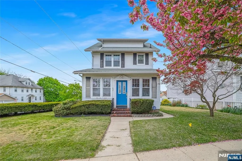 455 Stuyvesant Avenue Lyndhurst NJ 07071