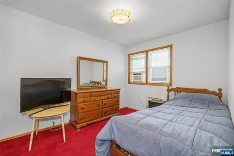 455 Stuyvesant Avenue Lyndhurst NJ 07071