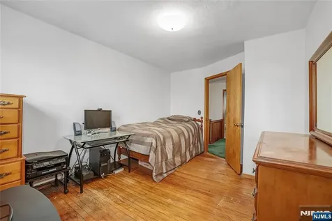 455 Stuyvesant Avenue Lyndhurst NJ 07071