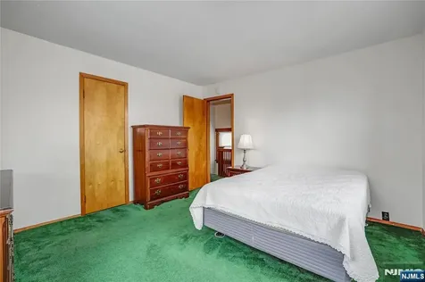 455 Stuyvesant Avenue Lyndhurst NJ 07071