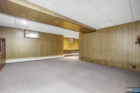455 Stuyvesant Avenue Lyndhurst NJ 07071