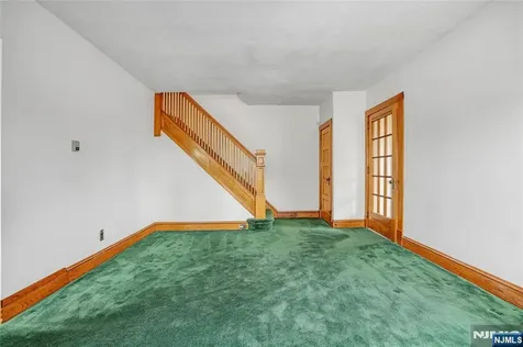 455 Stuyvesant Avenue Lyndhurst NJ 07071