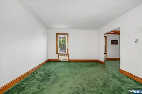 455 Stuyvesant Avenue Lyndhurst NJ 07071