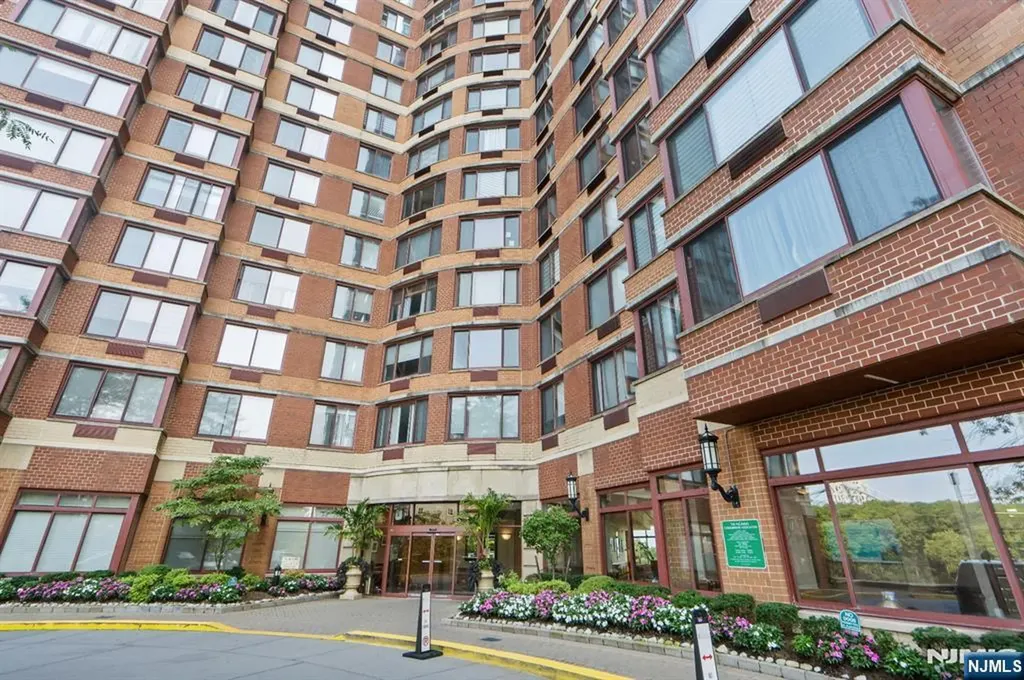 100 Old Palisade Road Fort Lee NJ 07024