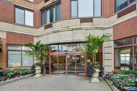 100 Old Palisade Road Fort Lee NJ 07024