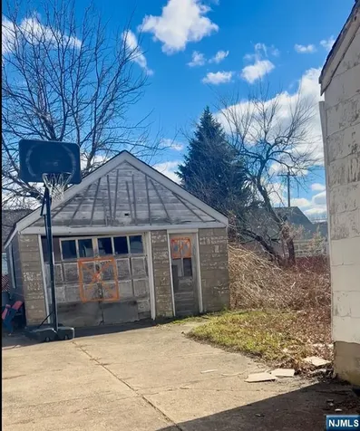 248 Rudolph Avenue Elmwood Park NJ 07407