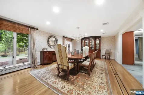 24 Country Club Way Demarest NJ 07627