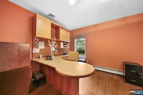 24 Country Club Way Demarest NJ 07627