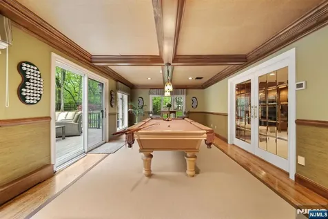 24 Country Club Way Demarest NJ 07627